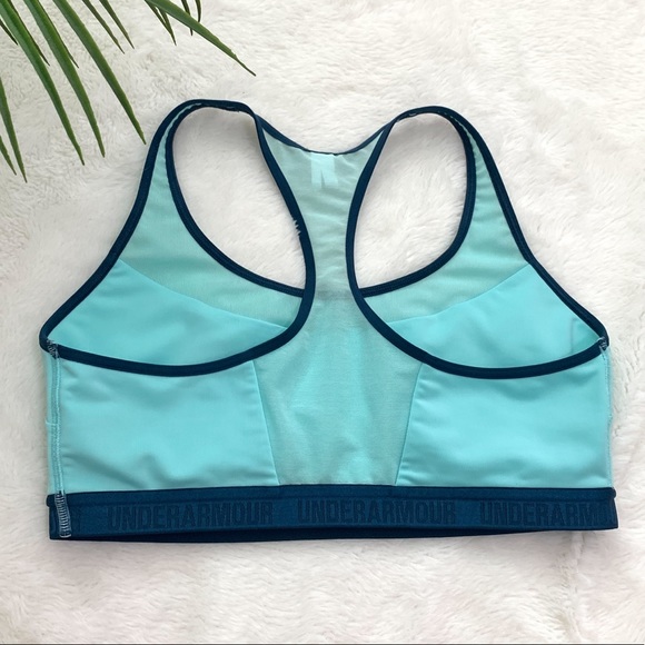 UNDER ARMOUR Breathe Sports Bra - Picture 5 of 9